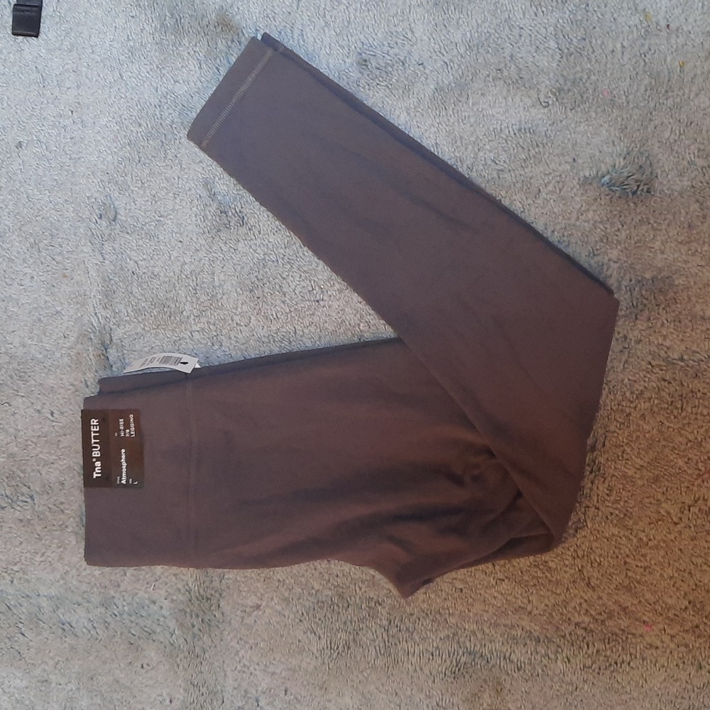 TNA atmosphere butter 7/8 gray legging